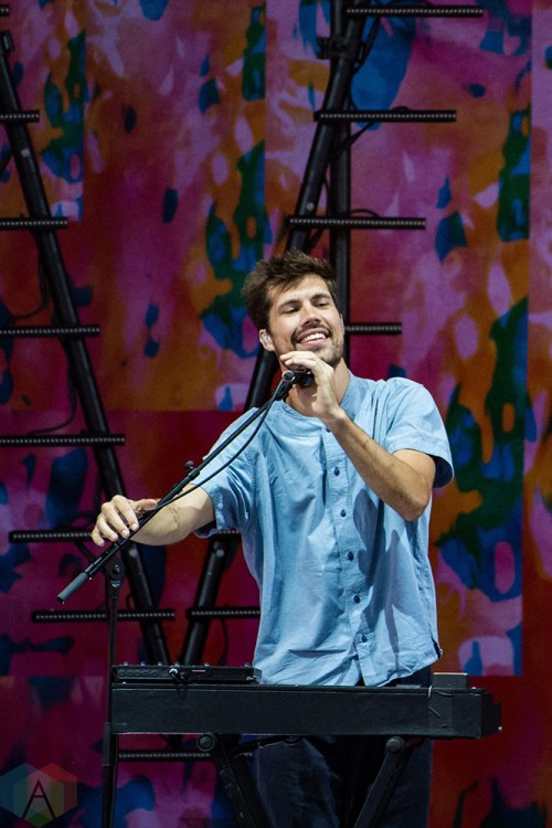 TORONTO, ON - JULY 07: Oh Wonder performs at Budweiser Stage in Toronto on July 07, 2018. (Photo: Lisa Mark/Aesthetic Magazine)