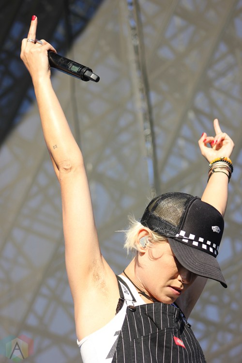 TORONTO, ON - JULY 17: Tonight Alive performs at Warped Tour at Echo Beach in Toronto on July 17, 2018. (Photo: Curtis Sindrey/Aesthetic Magazine)