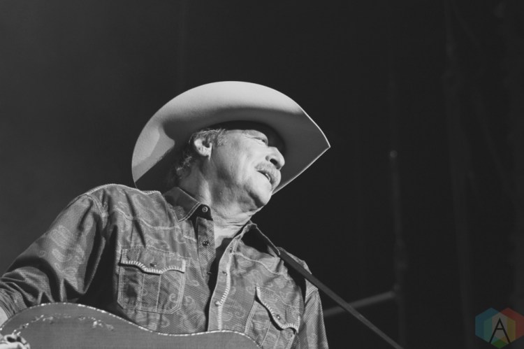 ORO-MEDONTE, ON - AUGUST 11: Alan Jackson performs at Boots And Hearts Music Festival at Burl's Creek in Oro-Medonte, ON on August 11, 2018. (Photo: Curtis Sindrey/Aesthetic Magazine)
