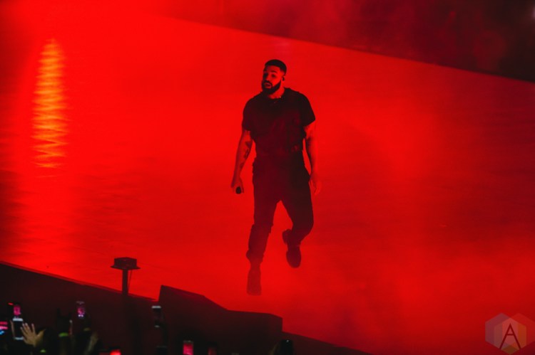 TORONTO, ON - AUGUST 21: Drake performs at Scotiabank Arena in Toronto on August 21, 2018. (Photo: Stephan Ordonez/Aesthetic Magazine)