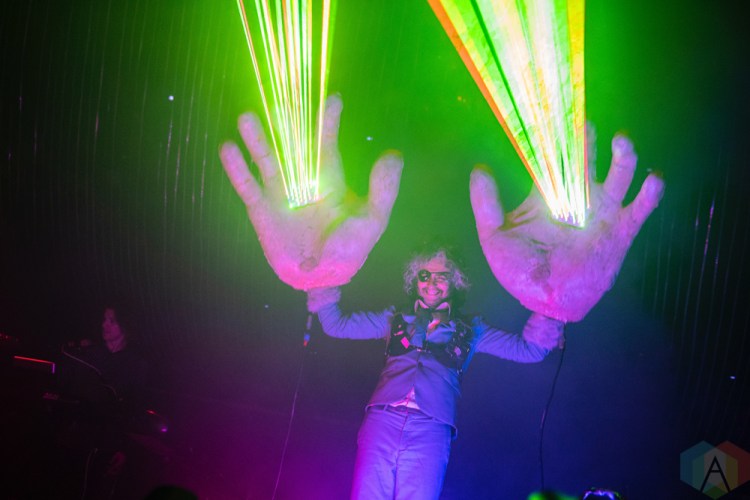 ELORA, ON - AUGUST 18: The Flaming Lips perform at Riverfest Elora in Elora, Ontario on August 18, 2018. (Photo: Morgan Harris/Aesthetic Magazine)