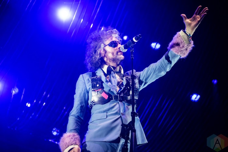 ELORA, ON - AUGUST 18: The Flaming Lips perform at Riverfest Elora in Elora, Ontario on August 18, 2018. (Photo: Morgan Harris/Aesthetic Magazine)