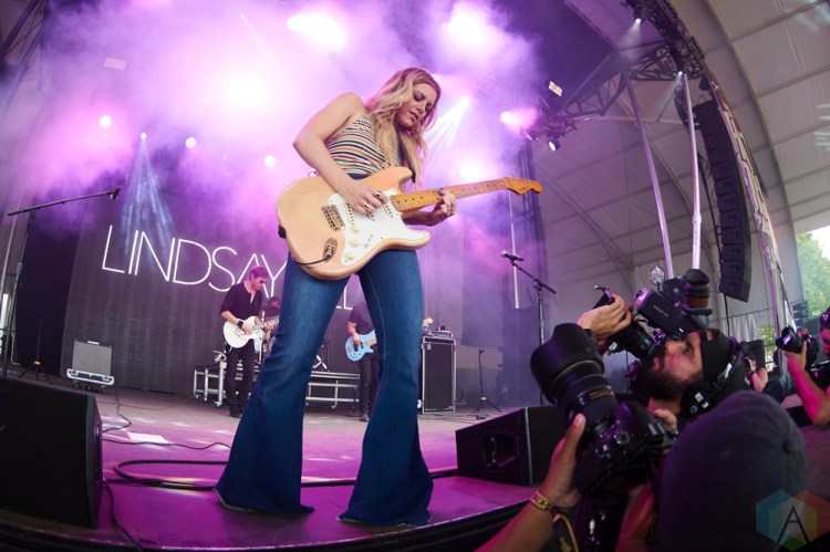 ORO-MEDONTE, ON - AUGUST 12: Lindsay Ell performs at Boots And Hearts Music Festival at Burl's Creek in Oro-Medonte, ON on August 12, 2018. (Photo: Morgan Harris/Aesthetic Magazine)