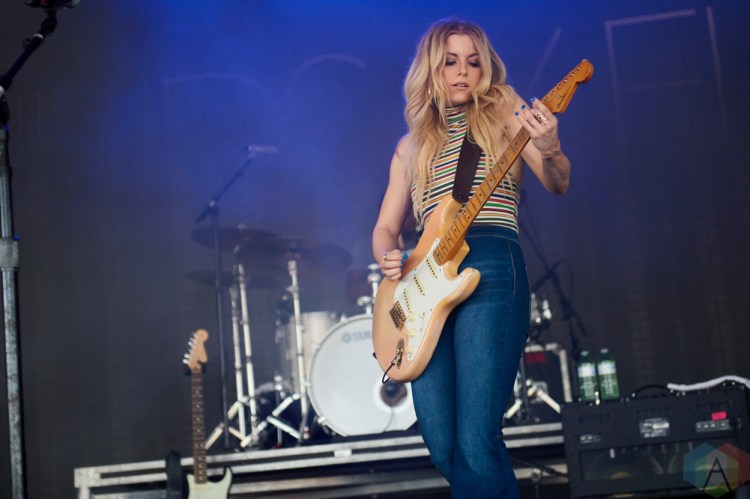 ORO-MEDONTE, ON - AUGUST 12: Lindsay Ell performs at Boots And Hearts Music Festival at Burl's Creek in Oro-Medonte, ON on August 12, 2018. (Photo: Morgan Harris/Aesthetic Magazine)