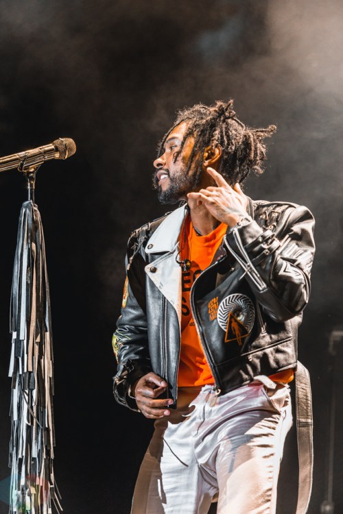 TORONTO, ON - AUGUST 26: MIguel performs at Echo Beach in Toronto on August 26, 2018. (Photo: Anton Mak/Aesthetic Magazine)