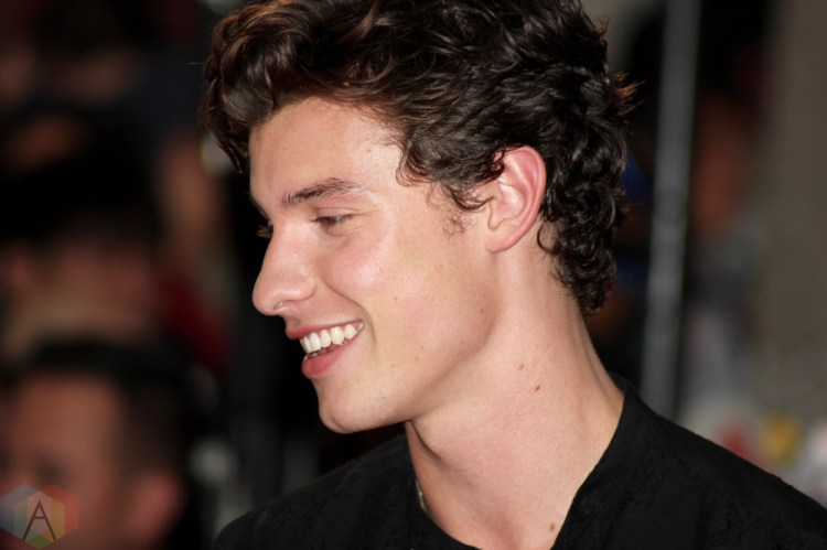 TORONTO, ON - AUGUST 26: Shawn Mendes attends iHeartRadio MMVAs red carpet in Toronto, Ontario on August 26, 2018. (Photo: Curtis Sindrey/Aesthetic Magazine)