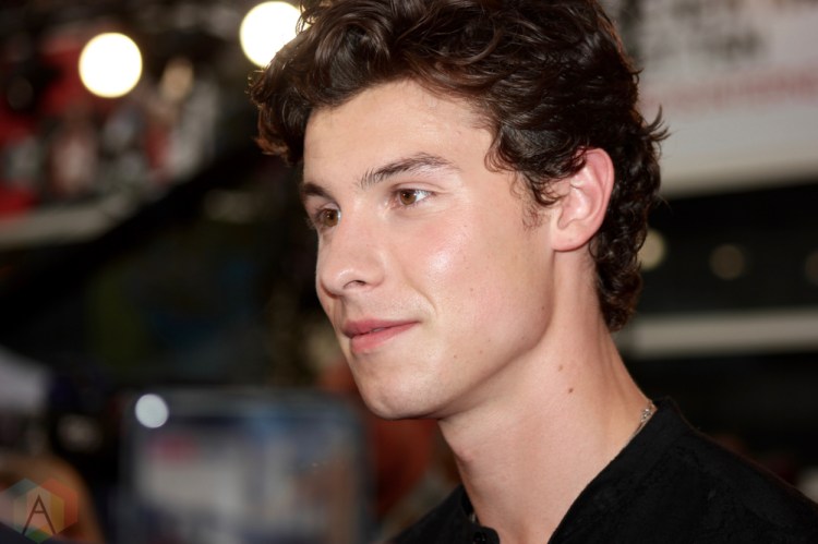 TORONTO, ON - AUGUST 26: Shawn Mendes attends iHeartRadio MMVAs red carpet in Toronto, Ontario on August 26, 2018. (Photo: Curtis Sindrey/Aesthetic Magazine)