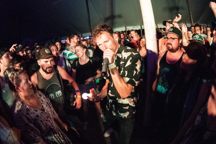 ELORA, ON - AUGUST 19: Rich Aucoin performs at Riverfest Elora in Elora, Ontario on August 19, 2018. (Photo: Morgan Harris/Aesthetic Magazine)