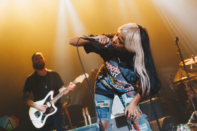MANCHESTER, UK - SEPTEMBER 08: Ecca Vandal performs at O2 Apollo Manchester in Manchester, UK on September 08, 2018. (Photo: Priti Shikotra/Aesthetic Magazine)