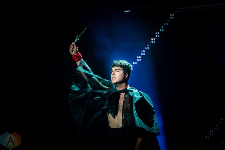 TORONTO, ON - SEPTEMBER 17: Jeremy Dutcher performs at Polaris Prize gala at the Carlu in Toronto, Ontario on September 17, 2018. (Photo: Brendan Albert/Aesthetic Magazine)