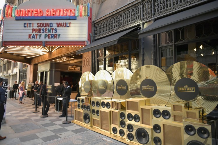 LOS ANGELES, CA - SEPTEMBER 10: Katy Perry performs for Citi Sound Vault at The Theatre at Ace Hotel on September 10, 2018 in Los Angeles, California. (Photo: Neilson Barnard/Getty)