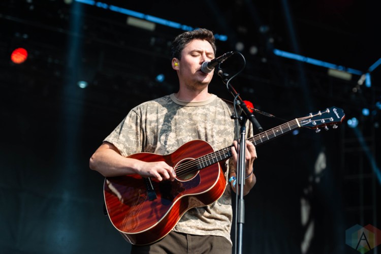CHICAGO, IL – SEPTEMBER 14: The Front Bottoms performs at Riot Fest at Douglas Park in Chicago on September 14, 2018. (Photo: Katie Kuropas/Aesthetic Magazine)