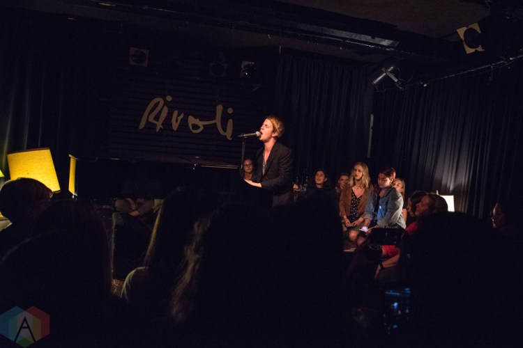 TORONTO, ON - SEPTEMBER 19: Tom Odell performs at Rivoli in Toronto on September 19, 2018. (Photo: Morgan Hotston/Aesthetic Magazine)