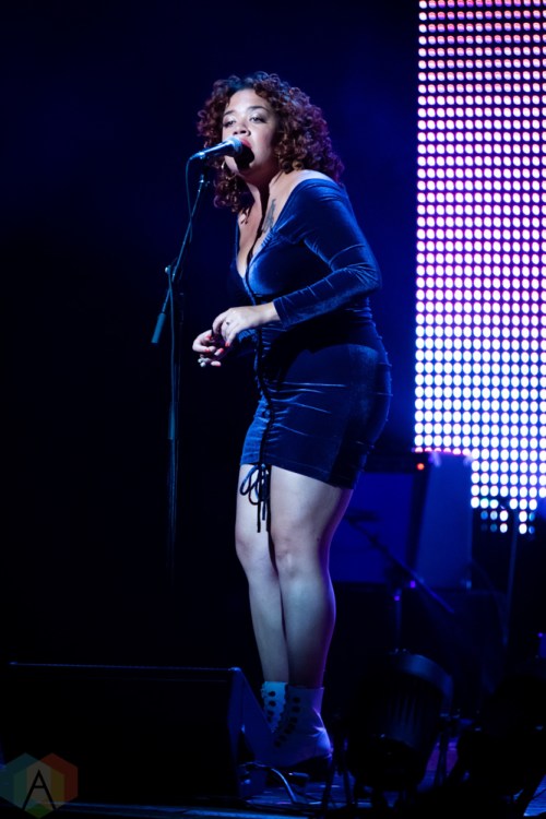 TORONTO, ON - SEPTEMBER 17: Weaves performs at Polaris Prize gala at the Carlu in Toronto, Ontario on September 17, 2018. (Photo: Brendan Albert/Aesthetic Magazine)