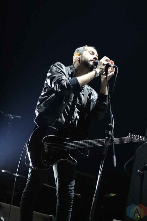 LOS ANGELES, CA - OCTOBER 21: Cigarettes After Sex performs at The Forum in Los Angeles, California on October 21, 2018. (Photo: Melanie Escombe/Aesthetic Magazine)