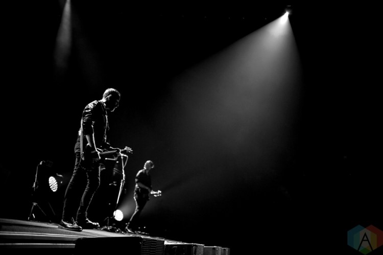 LOS ANGELES, CA - OCTOBER 21: Cigarettes After Sex performs at The Forum in Los Angeles, California on October 21, 2018. (Photo: Melanie Escombe/Aesthetic Magazine)