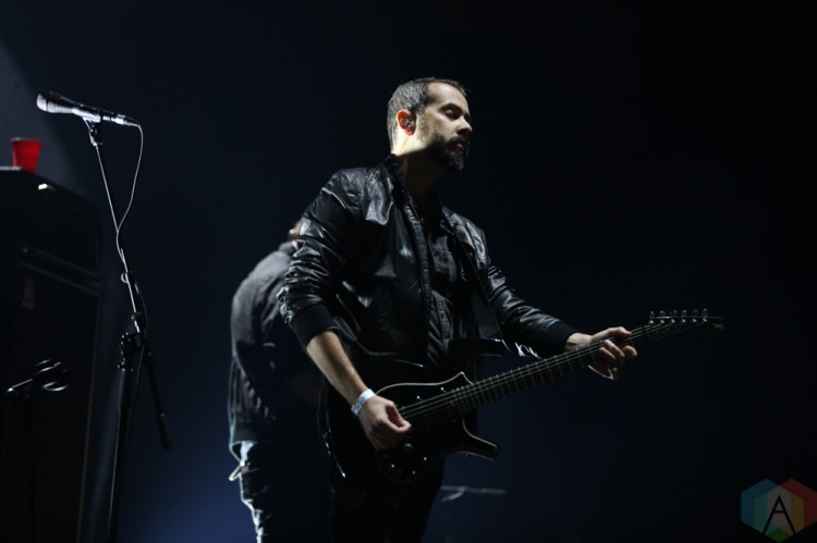 LOS ANGELES, CA - OCTOBER 21: Cigarettes After Sex performs at The Forum in Los Angeles, California on October 21, 2018. (Photo: Melanie Escombe/Aesthetic Magazine)