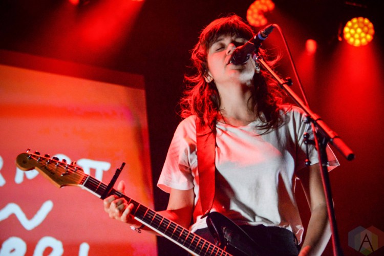 BROOKLYN, NY - OCTOBER 22 - Courtney Barnett performs at Brooklyn Steel in Brooklyn, New York on October 22, 2018. (Photo: Alx Bear/Aesthetic Magazine)