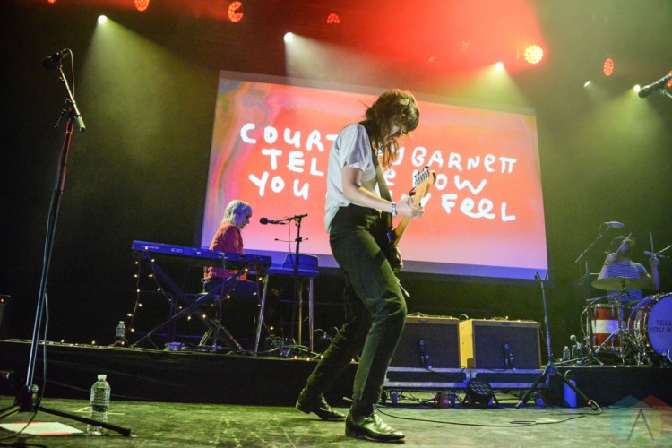 BROOKLYN, NY - OCTOBER 22 - Courtney Barnett performs at Brooklyn Steel in Brooklyn, New York on October 22, 2018. (Photo: Alx Bear/Aesthetic Magazine)