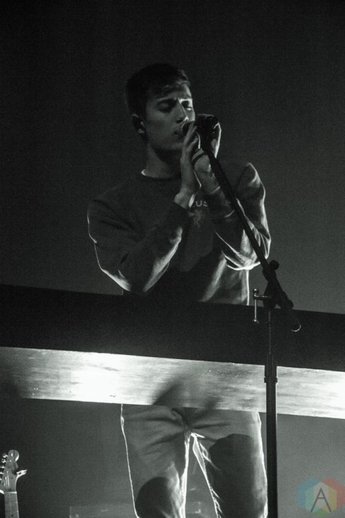 VANCOUVER, BC - OCTOBER 02: Eden performs at Vogue Theatre in Vancouver on October 02, 2018. (Photo: Emily Chin/Aesthetic Magazine)