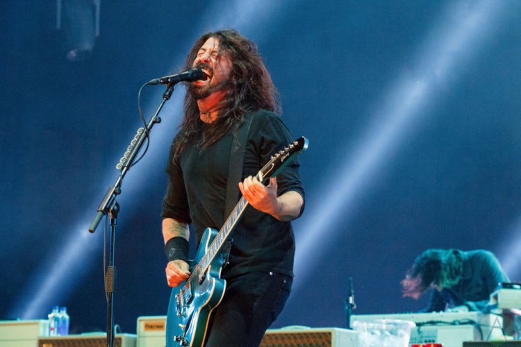 SAN BERNARDINO, CA - OCTOBER 06: Foo Fighters performs at Cal Jam at Glen Helen Regional Park in San Bernardino, California on October 06, 2018. (Photo: James Alvarez/Aesthetic Magazine)