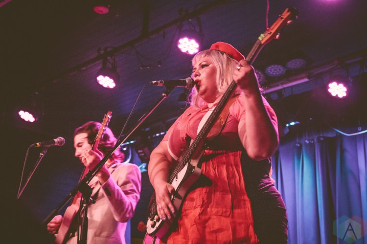 VANCOUVER, BC - OCTOBER 04: Shannon and The Clams perform at the Wise Hall in Vancouver on October 04, 2018. (Photo: Danica Bansie/Aesthetic Magazine)