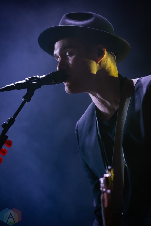 HOLLYWOOD, CA - NOVEMBER 16: Bob Moses performs at Hollywood Palladium in Hollywood, California on November 16, 2018. (Photo: Kelli Binnings/Aesthetic Magazine)