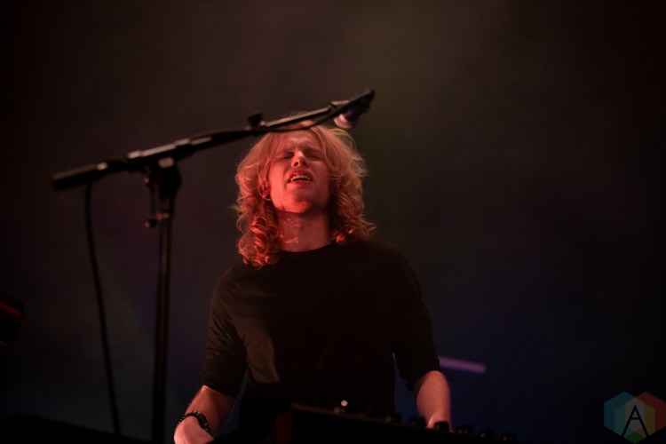 HOLLYWOOD, CA - NOVEMBER 16: Bob Moses performs at Hollywood Palladium in Hollywood, California on November 16, 2018. (Photo: Kelli Binnings/Aesthetic Magazine)