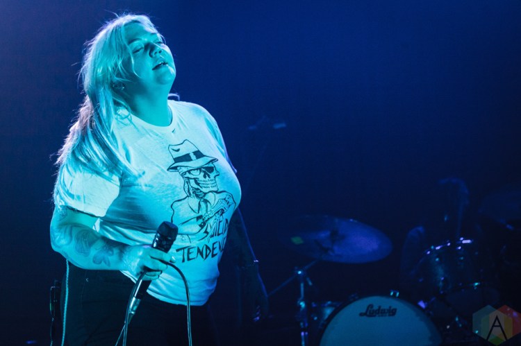 TORONTO, ON - NOVEMBER 08: Elle King performs at The Opera House in Toronto on November 08, 2018. (Photo: David McDonald/Aesthetic Magazine)