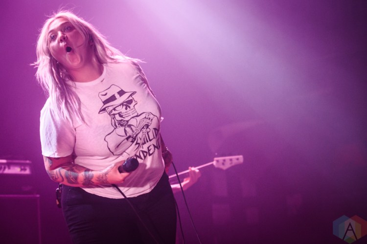 TORONTO, ON - NOVEMBER 08: Elle King performs at The Opera House in Toronto on November 08, 2018. (Photo: David McDonald/Aesthetic Magazine)