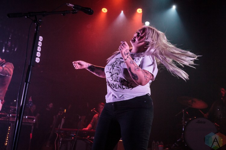 TORONTO, ON - NOVEMBER 08: Elle King performs at The Opera House in Toronto on November 08, 2018. (Photo: David McDonald/Aesthetic Magazine)