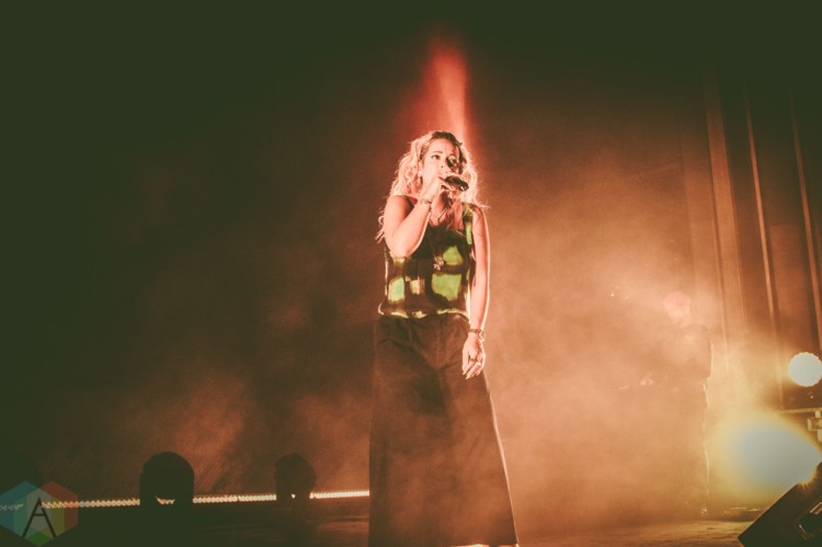 VANCOUVER, BC - NOVEMBER 09: Lilly Allen performs at Vogue Theatre in Vancouver on November 09, 2018. (Photo: Danica Bansie/Aesthetic Magazine)