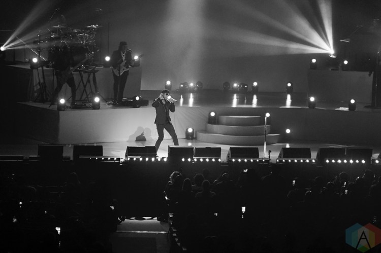 TORONTO, ON - NOVEMBER 26: Maxwell performs at Sony Centre in Toronto on November 26, 2018. (Photo: Morgan Harris/Aesthetic Magazine)