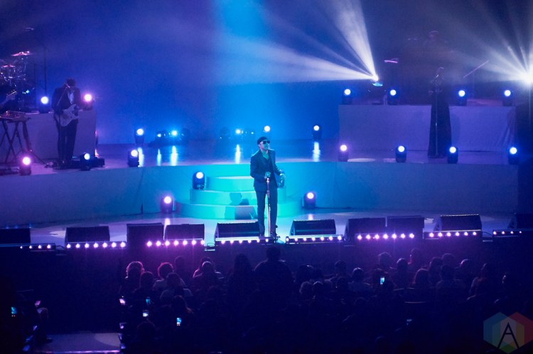 TORONTO, ON - NOVEMBER 26: Maxwell performs at Sony Centre in Toronto on November 26, 2018. (Photo: Morgan Harris/Aesthetic Magazine)