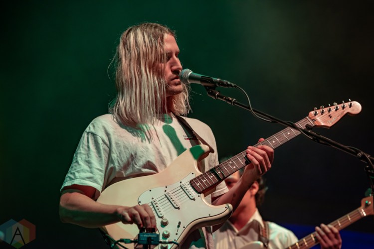 HOLLYWOOD, CA - NOVEMBER 16: Neil Frances performs at Hollywood Palladium in Hollywood, California on November 16, 2018. (Photo: Kelli Binnings/Aesthetic Magazine)