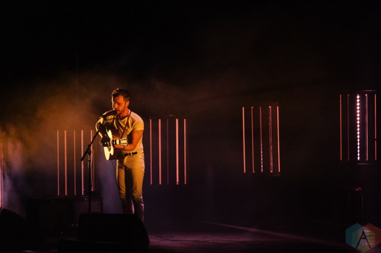 TORONTO, ON - NOVEMBER 15: The Tallest Man On Earth performs at Queen Elizabeth Theatre in Toronto on November 15, 2018. (Photo: Josh Moody/Aesthetic Magazine)