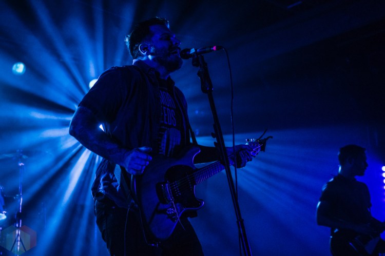 SEATTLE, WA - NOVEMBER 04: Thrice performs at Showbox SODO in Seattle on November 04, 2018. (Photo: Kevin Tosh/Aesthetic Magazine)