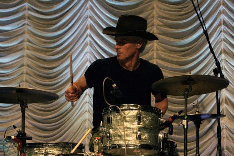 TORONTO, ON - DECEMBER 01: Sloan performs at Phoenix Concert Theatre in Toronto on December 01, 2018. (Photo: Theo Rallis/Aesthetic Magazine)