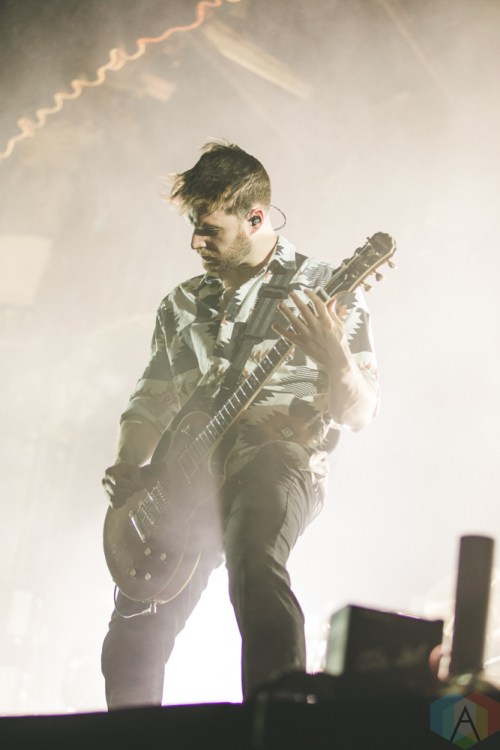 CHICAGO, IL - FEBRUARY 05: Bring Me The Horizon performs at Aragon Ballroom in Chicago on February 05, 2019. (Photo: Rob Haberman/Aesthetic Magazine)