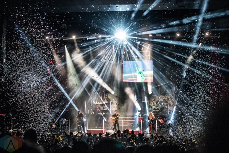 TORONTO, ON - FEBRUARY 15: Walk Off The Earth performs at Sony Centre in Toronto on February 15, 2019. (Photo: Joanna Glezakos/Aesthetic Magazine)