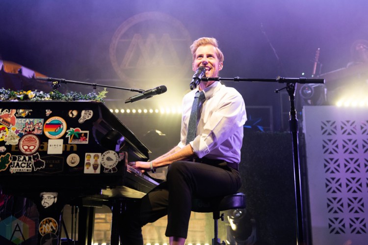 CHICAGO, IL - MARCH 02: Andrew McMahon performs at the Riviera Theatre in Chicago on March 02, 2019. (Photo: Katie Kuropas/Aesthetic Magazine)