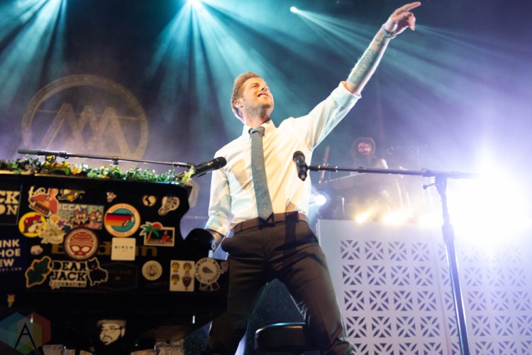 CHICAGO, IL - MARCH 02: Andrew McMahon performs at the Riviera Theatre in Chicago on March 02, 2019. (Photo: Katie Kuropas/Aesthetic Magazine)