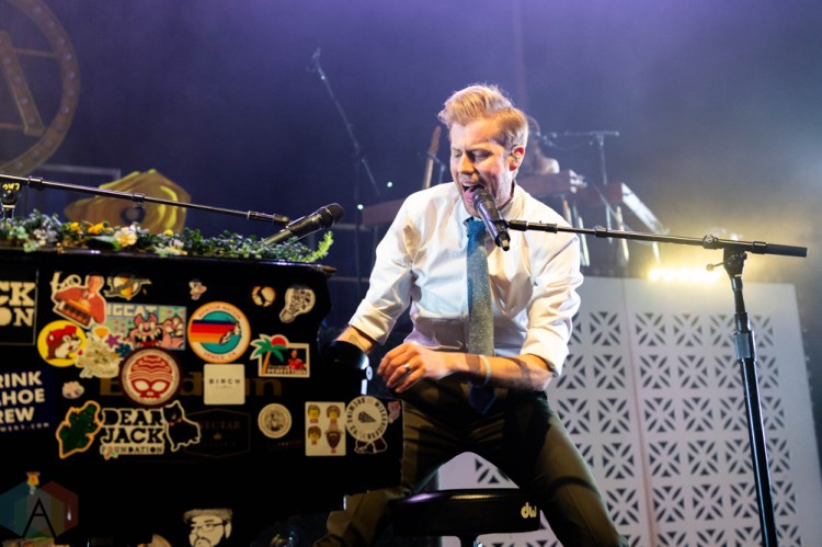 CHICAGO, IL - MARCH 02: Andrew McMahon performs at the Riviera Theatre in Chicago on March 02, 2019. (Photo: Katie Kuropas/Aesthetic Magazine)