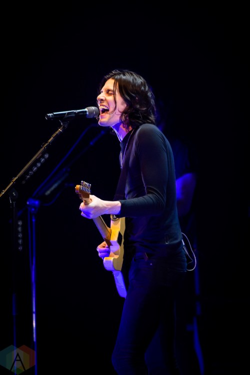 TORONTO, ON - MARCH 14: James Bay performs at Sony Centre in Toronto on March 14, 2019. (Photo: Angelo Marchini/Aesthetic Magazine)