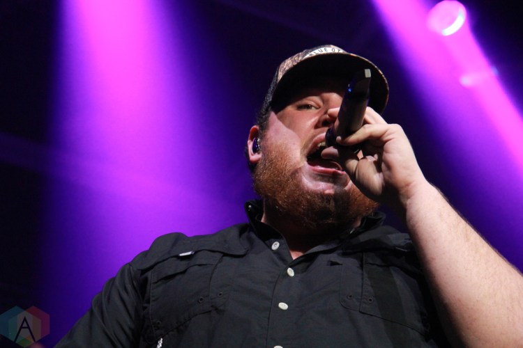 OSHAWA, ON - MARCH 29: Luke Combs performs at Tribute Communities Centre in Oshawa on March 29, 2019. (Photo: Breanna Dennie/Aesthetic Magazine)