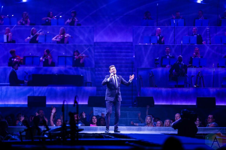 LOS ANGELES, CA - APRIL 02: Michael Buble performs at Staples Center in Los Angeles on April 02, 2019. (Photo: Melanie Escombe/Aesthetic Magazine)