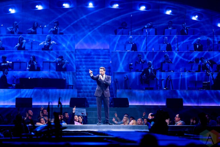 LOS ANGELES, CA - APRIL 02: Michael Buble performs at Staples Center in Los Angeles on April 02, 2019. (Photo: Melanie Escombe/Aesthetic Magazine)