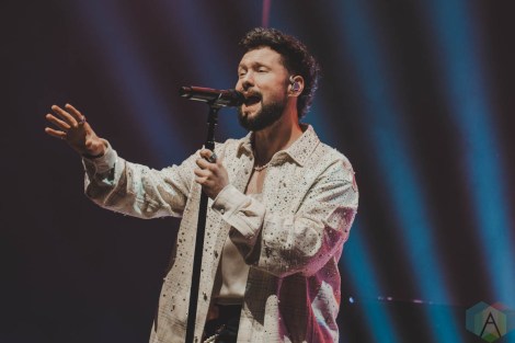 Photos: Calum Scott, Blü Eyes @ Massey&nbsp;Hall