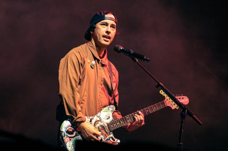 Photos: Riot Fest 2026 – Pierce The Veil, Elvis Costello, Insane Clown Posse, Alanis&nbsp;Morissette